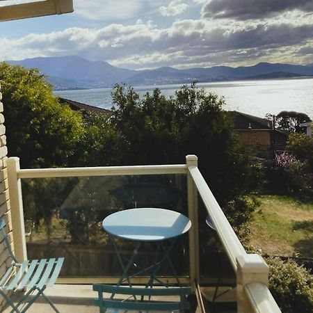 Spacious Modern Home Outstanding Views Sleeps 9 Hobart Extérieur photo