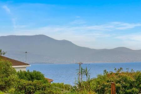 Spacious Modern Home Outstanding Views Sleeps 9 Hobart Extérieur photo